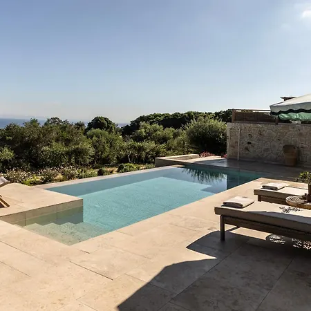 Montesea - Luxury Nature Vasilikí